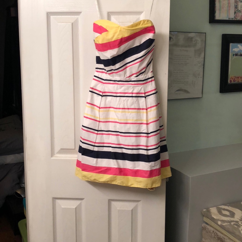 Lilly Pulitzer strapless striped dress. Size 00